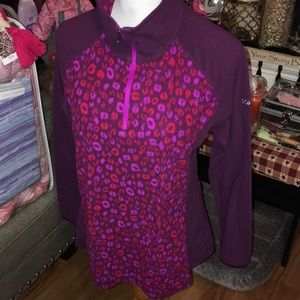 Cute half zip Columbia.❤️❤️